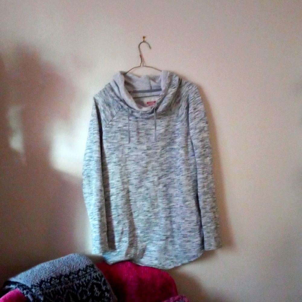 Mossimo hoodie